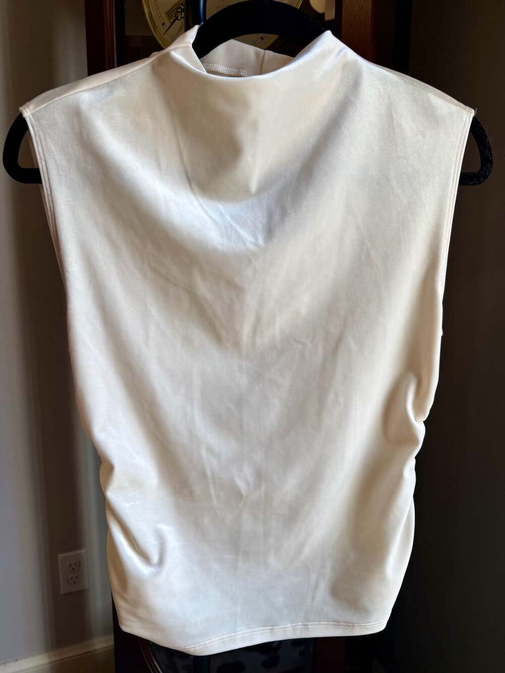 Abercrombie & Fitch Sleeveless Cowl Neck Top Size S White Velvet Ruched